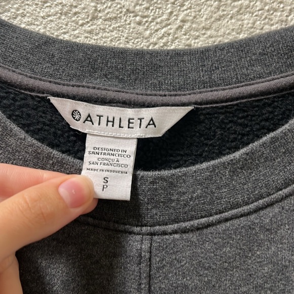 Athleta RETROPLUSH CREWNECK SWEATSHIRT Sz Small in grey - Picture 7 of 7